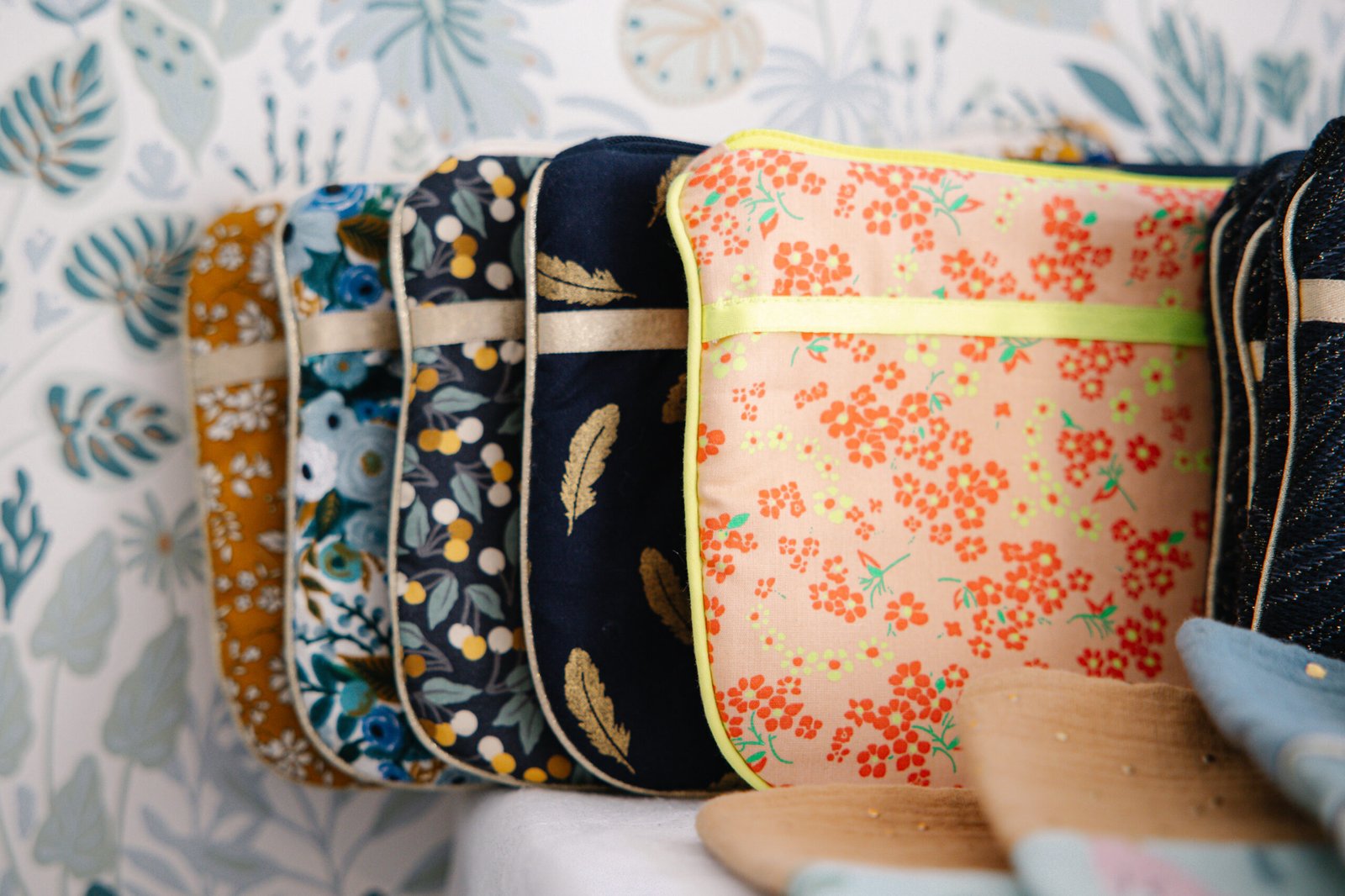 Pochettes accessoires de diverses couleurs